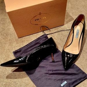 Prada Pumps - 42 - Black w/ Rare Gold Kitten Heel